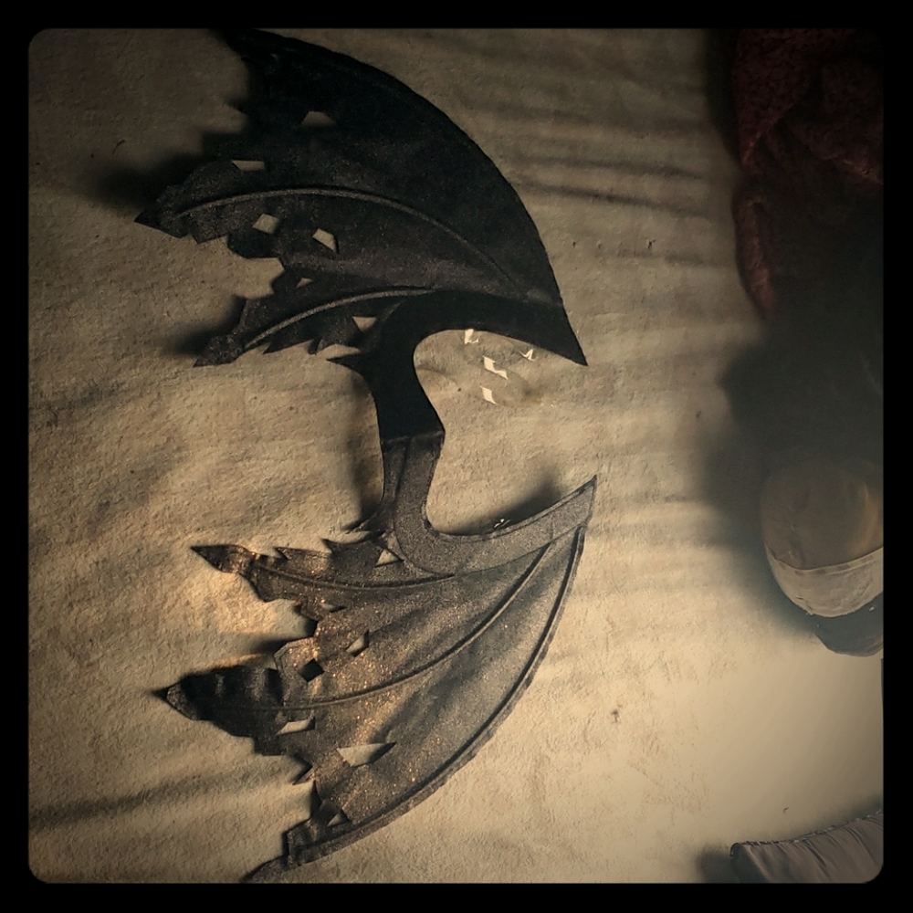 Black sparkly demon wings